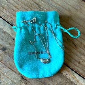 Tiffany & Co Elsa peretti BEAN necklace